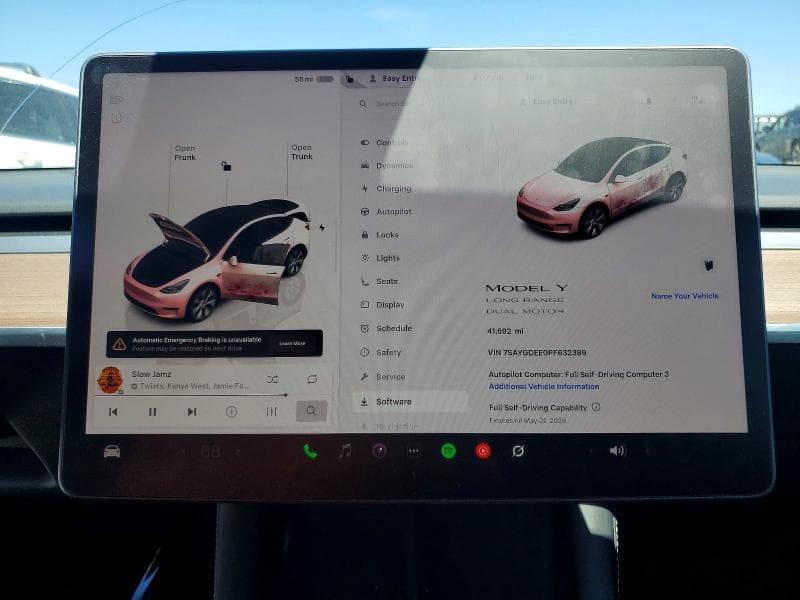 2023 TESLA MODEL Y 9