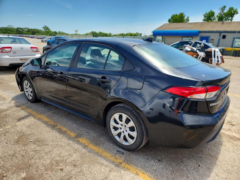 2021 TOYOTA COROLLA LE 2