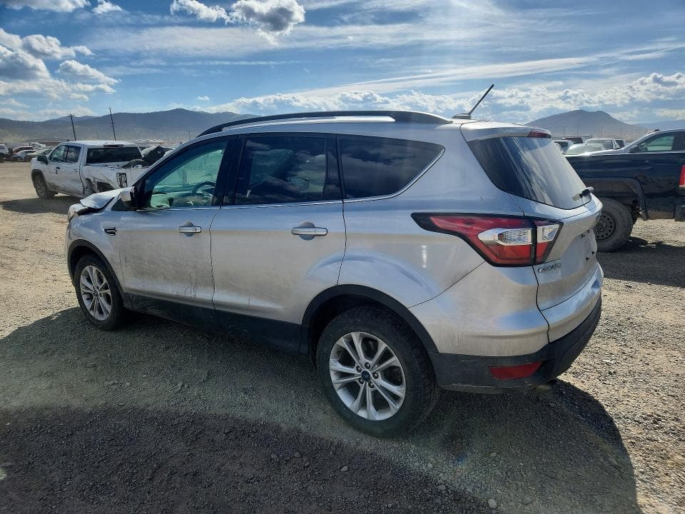 2018 FORD ESCAPE SE 2