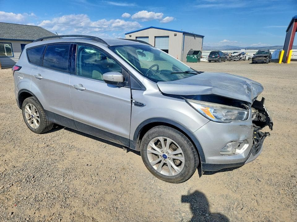 2018 FORD ESCAPE SE 4