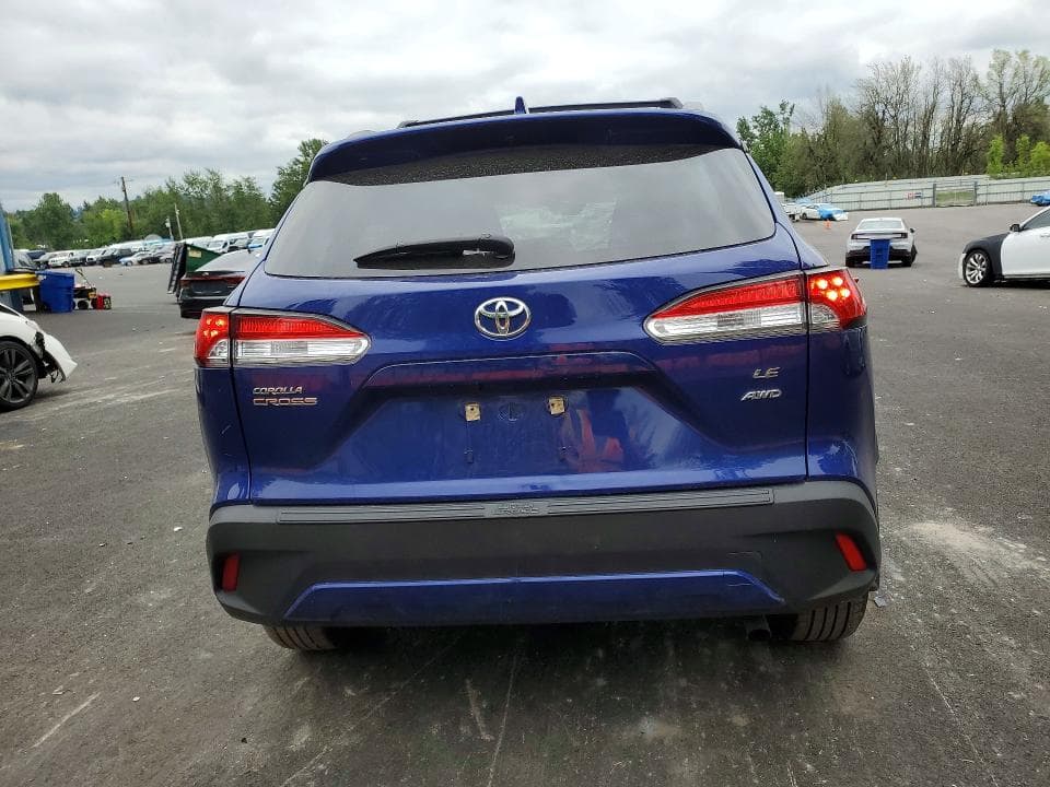 2024 TOYOTA COROLLA CROSS LE LE 6