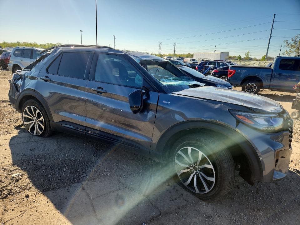 2025 FORD EXPLORER ST-LINE 4
