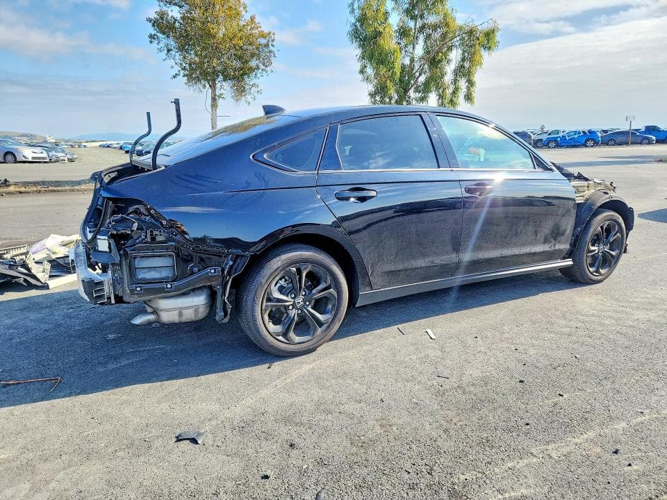2025 HONDA ACCORD SE 3