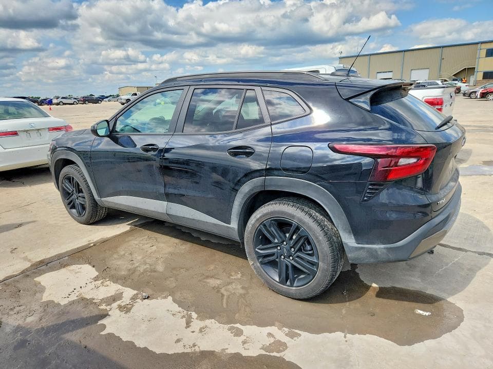 2024 CHEVROLET TRAX ACTIV 2