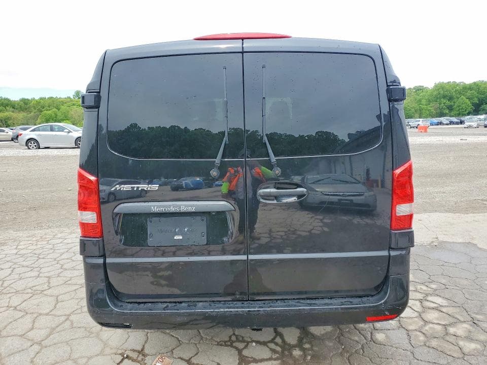 2018 MERCEDES-BENZ METRIS 7