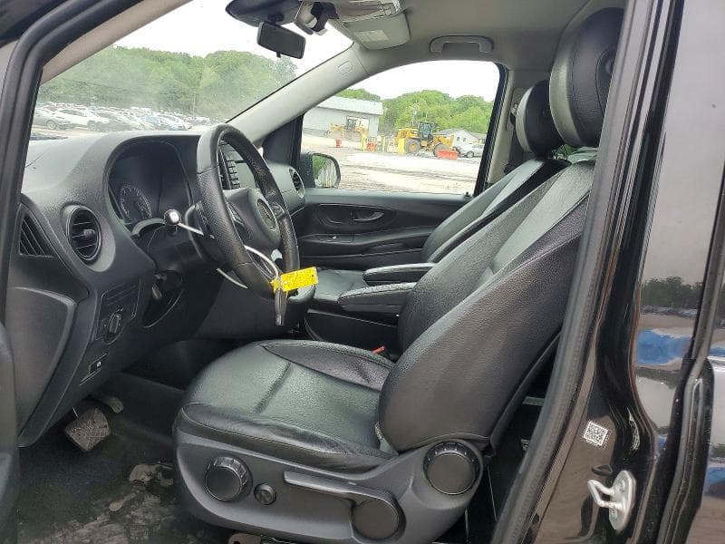 2018 MERCEDES-BENZ METRIS 8
