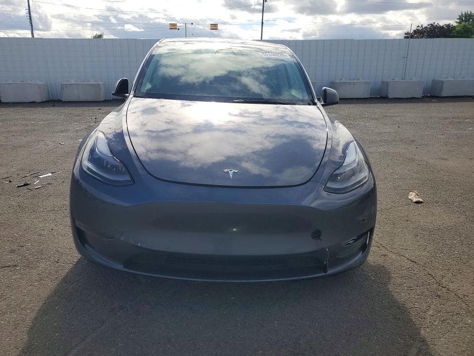 2022 TESLA MODEL Y 5