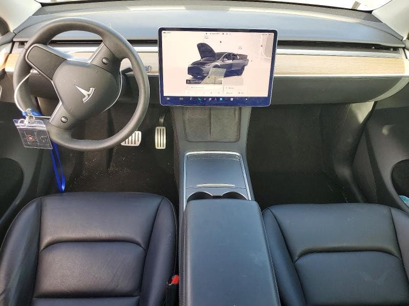 2022 TESLA MODEL Y 8