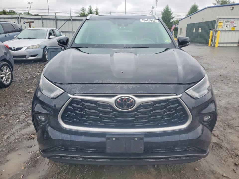 2023 TOYOTA HIGHLANDER XLE XLE 5