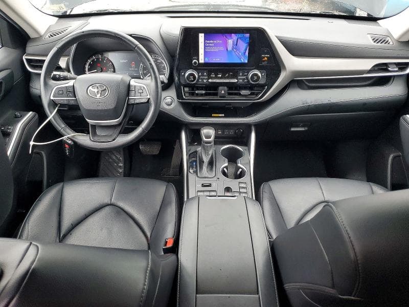 2023 TOYOTA HIGHLANDER XLE XLE 8