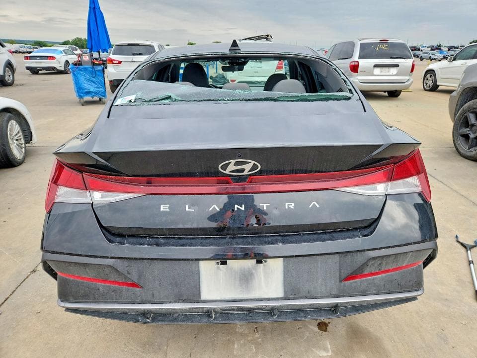 2024 HYUNDAI ELANTRA SE SE 6