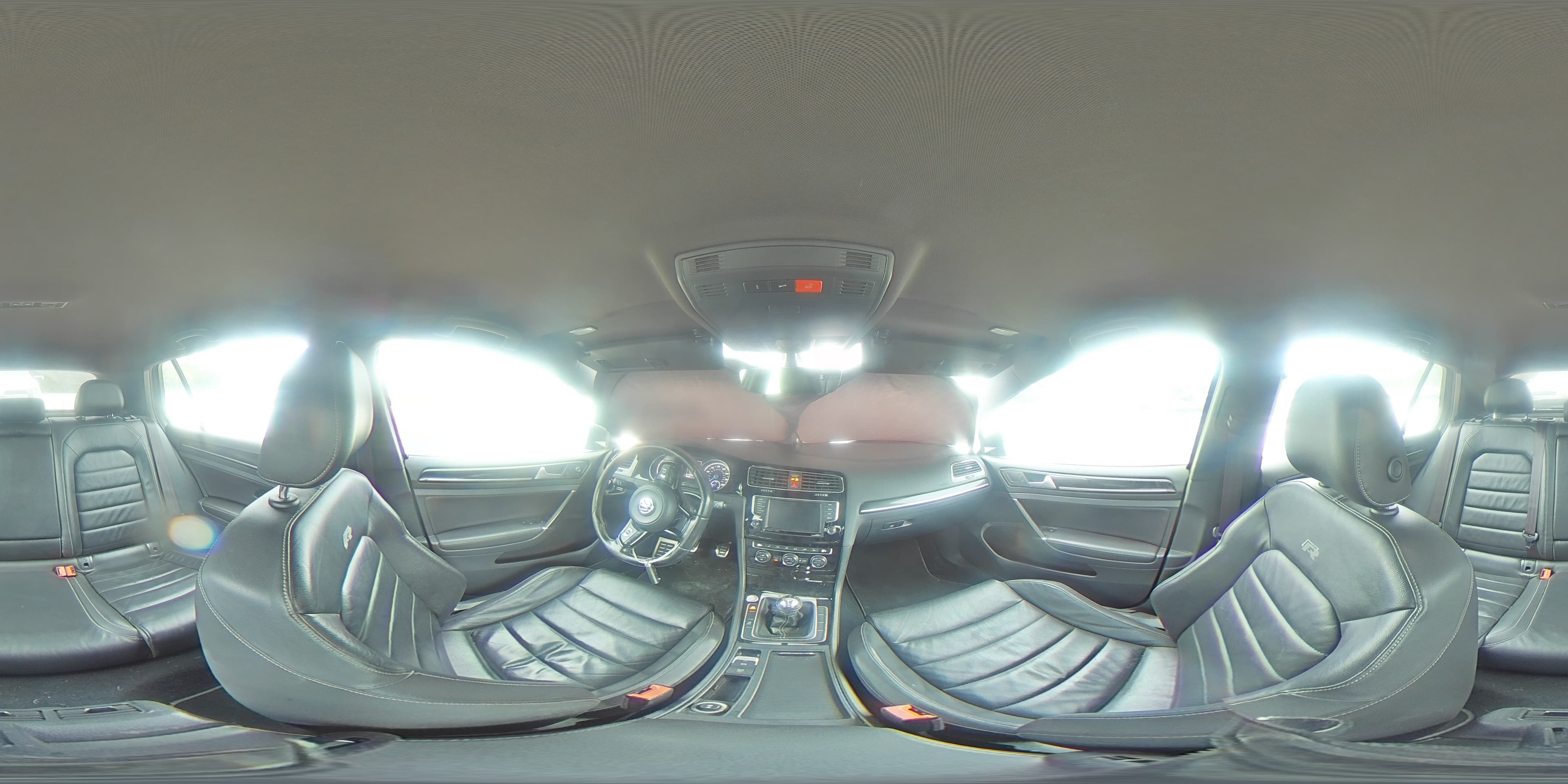 2016 VOLKSWAGEN GOLF R 14