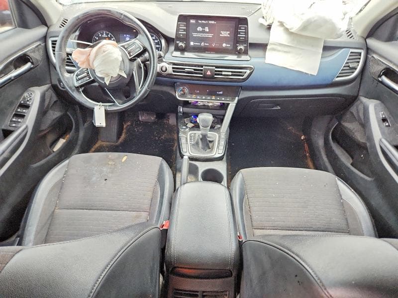2023 KIA SELTOS S S 8