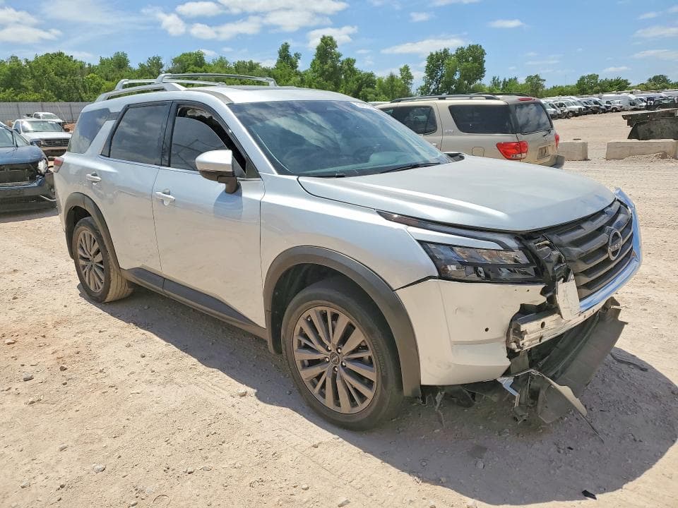 2025 NISSAN PATHFINDER SL 4