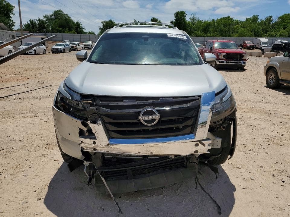 2025 NISSAN PATHFINDER SL 5