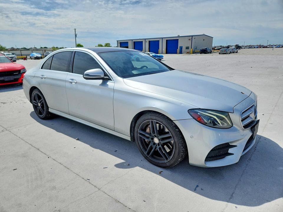 2017 MERCEDES-BENZ E 300 300 4