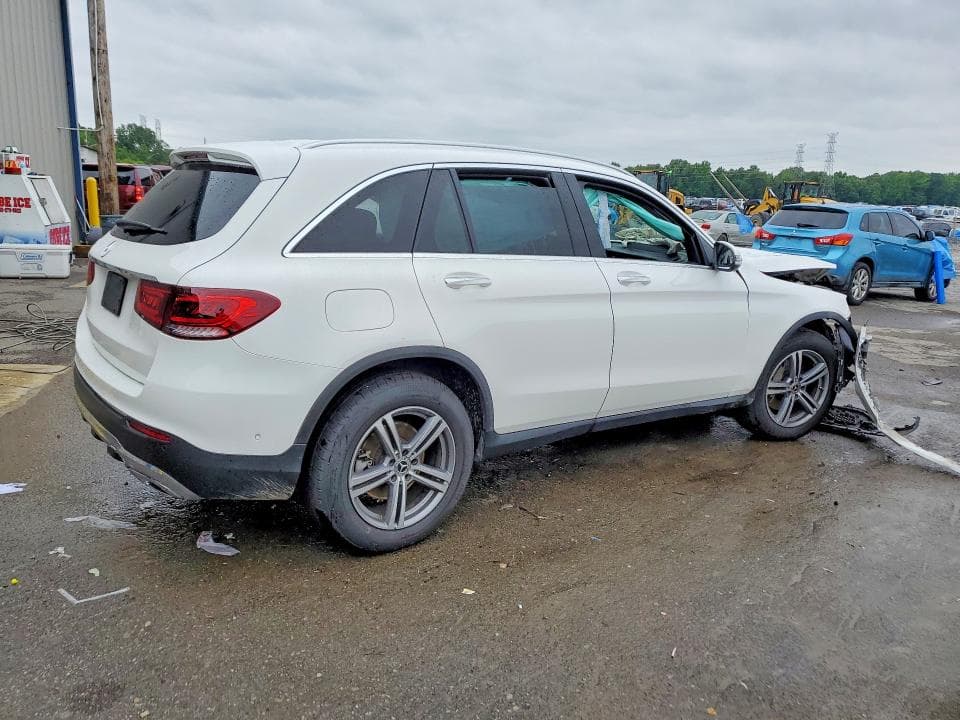 2021 MERCEDES-BENZ GLC 300 300 3