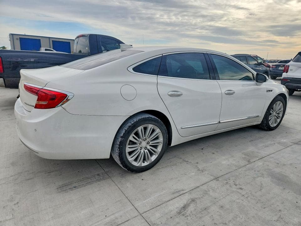 2019 BUICK LACROSSE ESSENCE 3