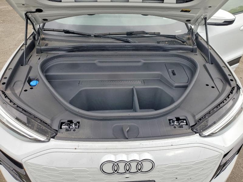 2025 AUDI Q6 E-TRON PREMIUM PREMIUM 11