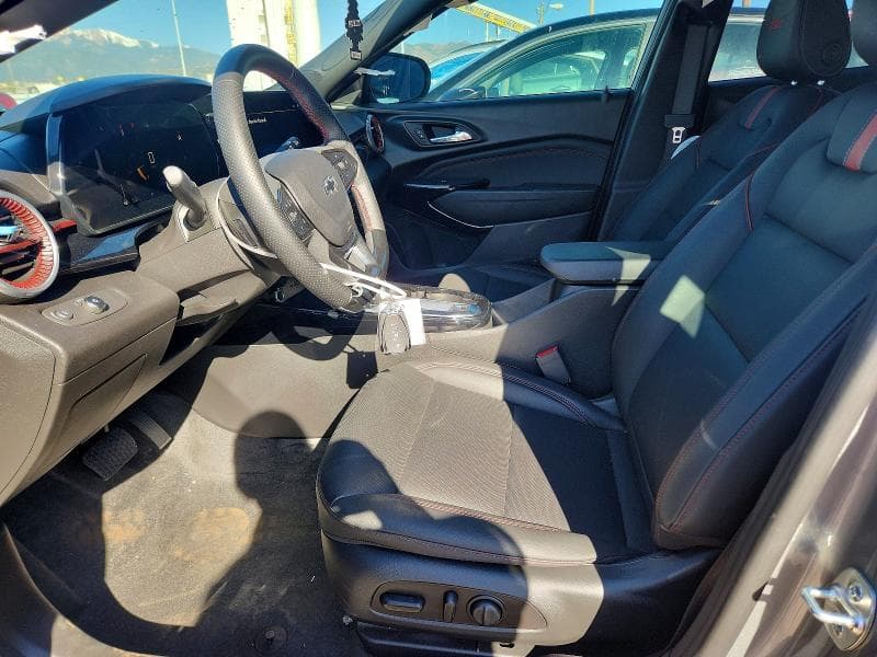 2025 CHEVROLET TRAX 2RS 7
