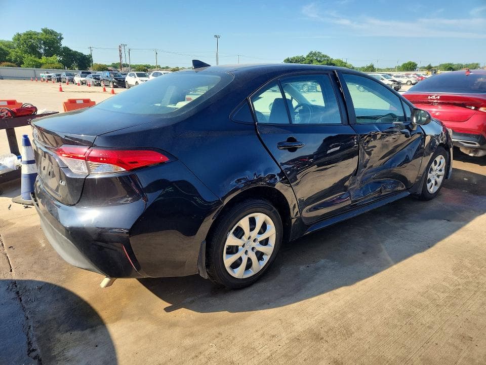2026 TOYOTA COROLLA LE 3