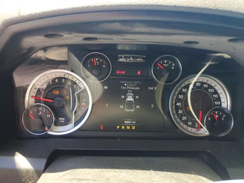 2017 RAM 1500 SLT 9