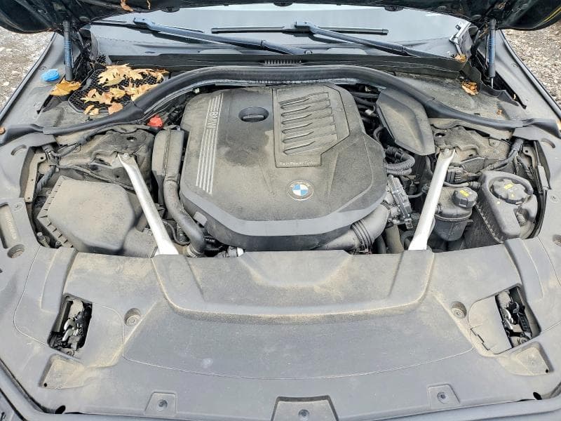 2022 BMW 740 XI 11