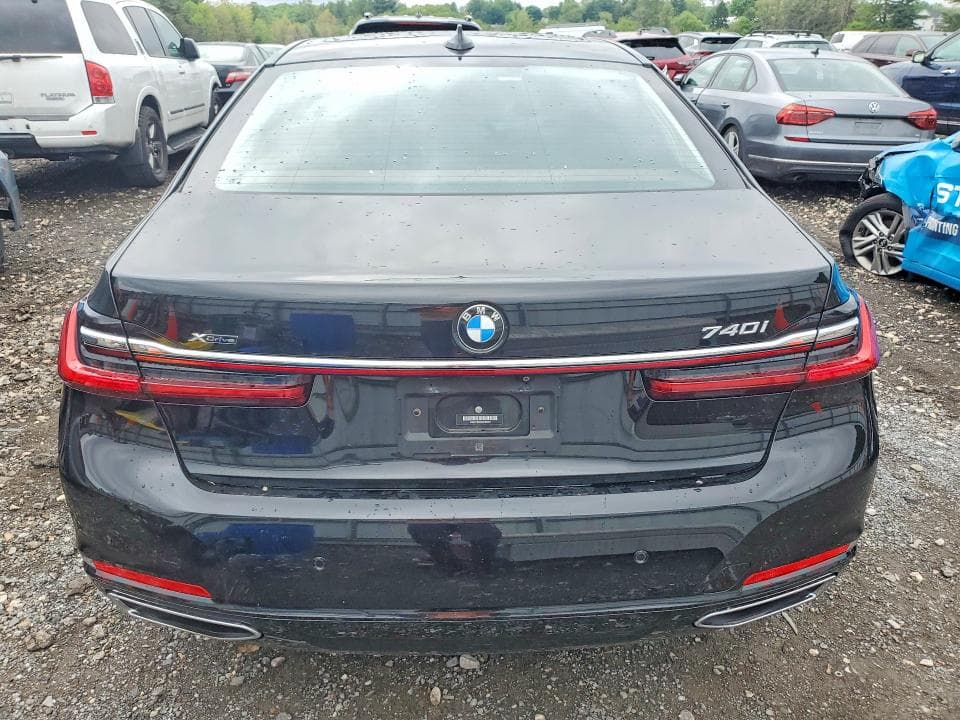 2022 BMW 740 XI 6