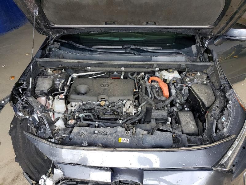 2021 TOYOTA RAV4 HYBRID XLE 12