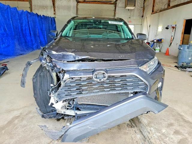 2021 TOYOTA RAV4 HYBRID XLE 5