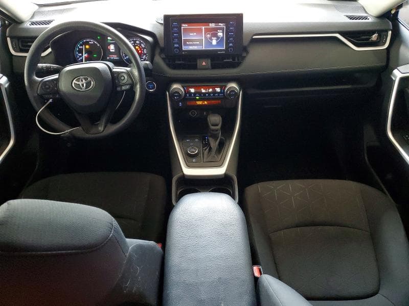 2021 TOYOTA RAV4 HYBRID XLE 8