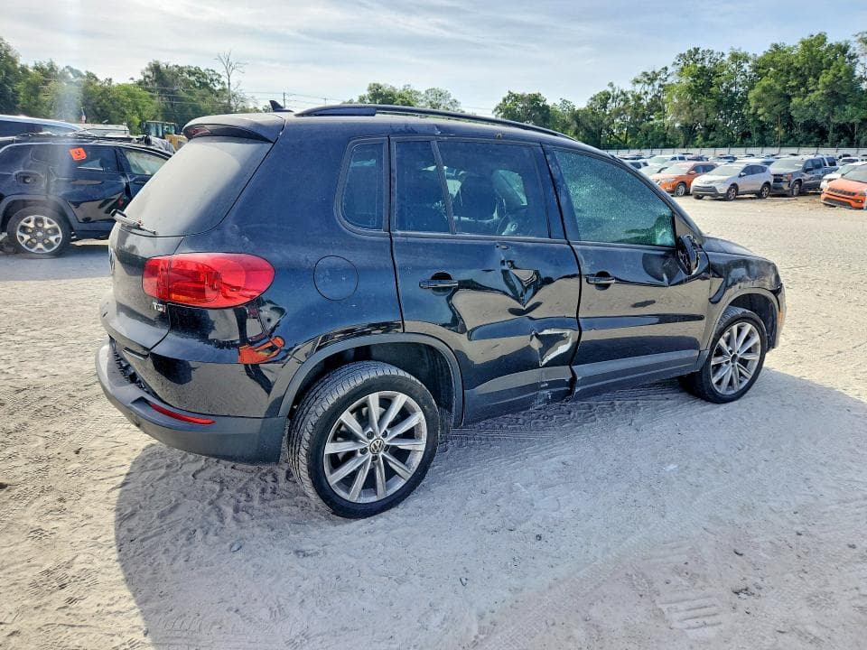 2018 VOLKSWAGEN TIGUAN LIMITED 3