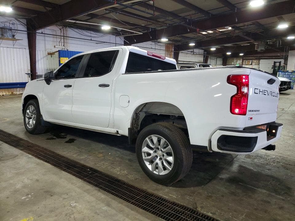 2023 CHEVROLET SILVERADO C1500 CUSTOM 2