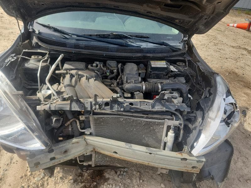 2019 NISSAN VERSA SV 11