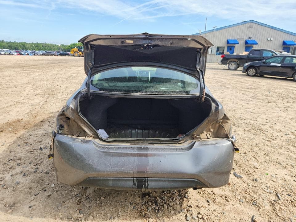 2019 NISSAN VERSA SV 6