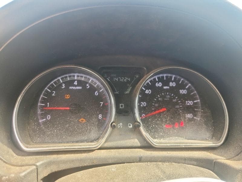 2019 NISSAN VERSA SV 9