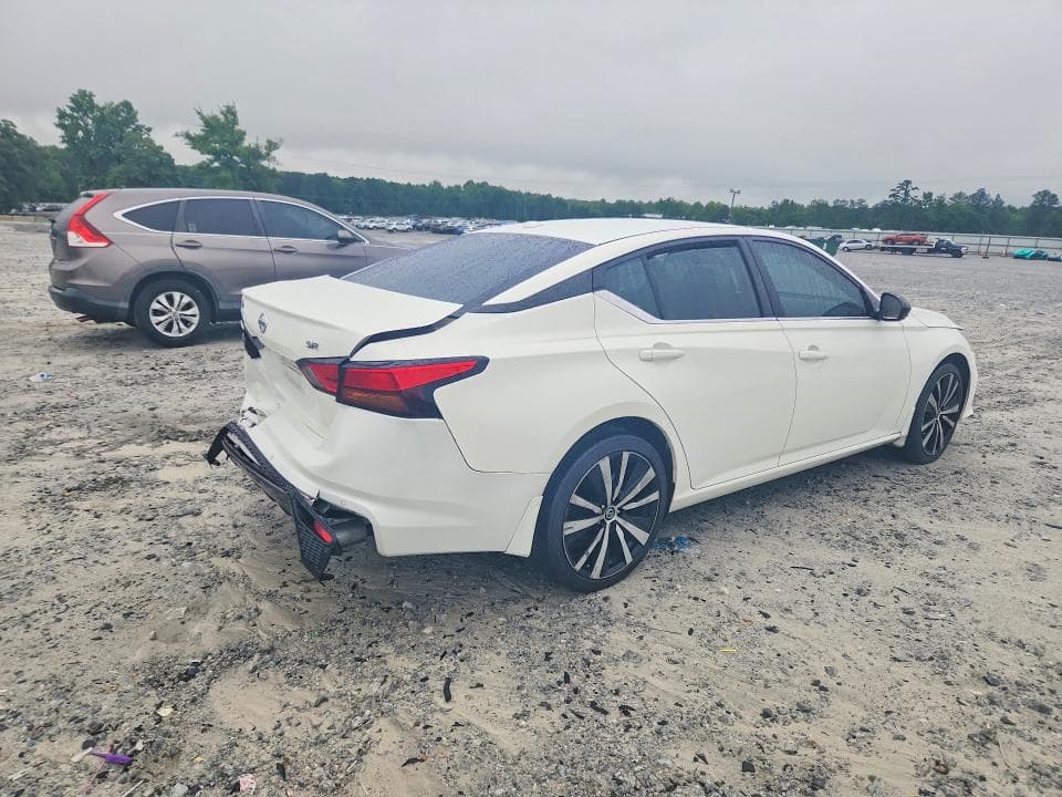 2020 NISSAN ALTIMA SR 3