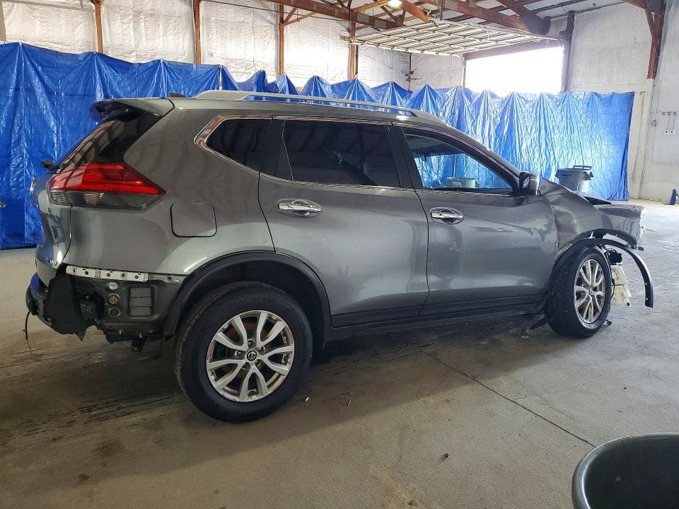 2017 NISSAN ROGUE SV 3