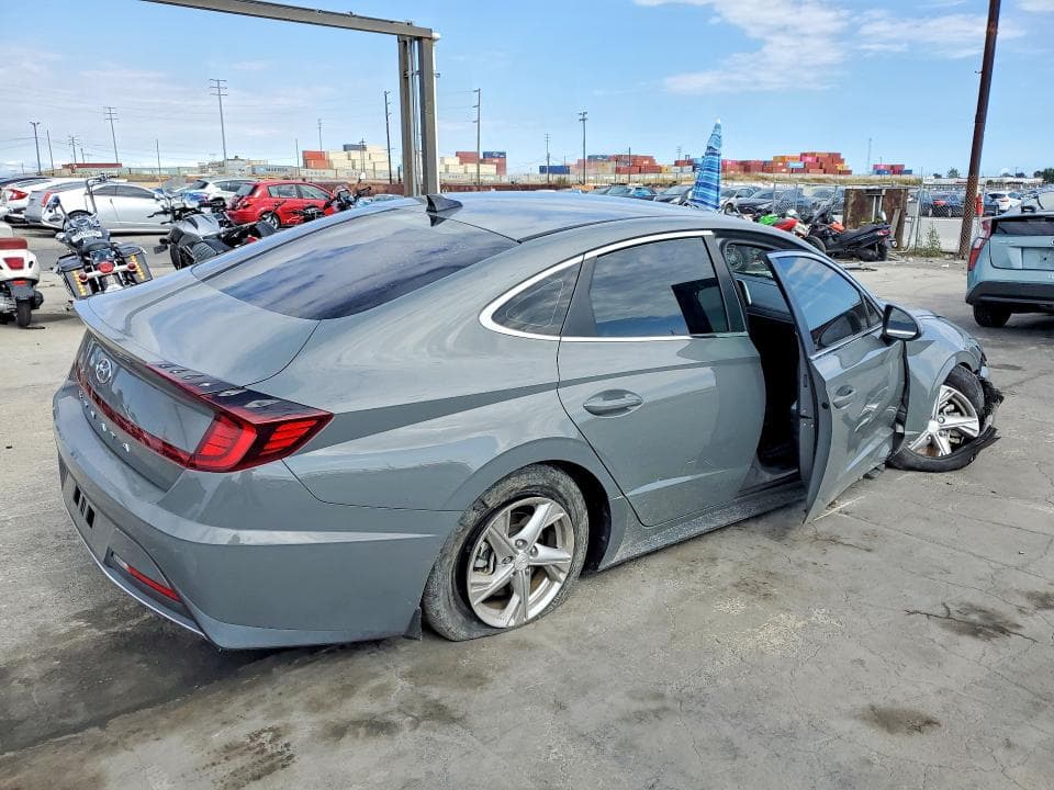 2020 HYUNDAI SONATA SE 3