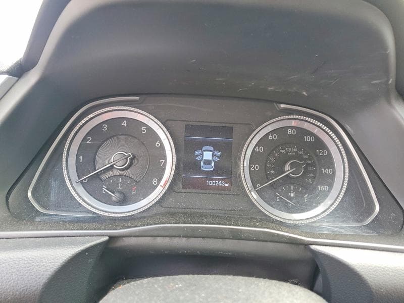 2020 HYUNDAI SONATA SE 9