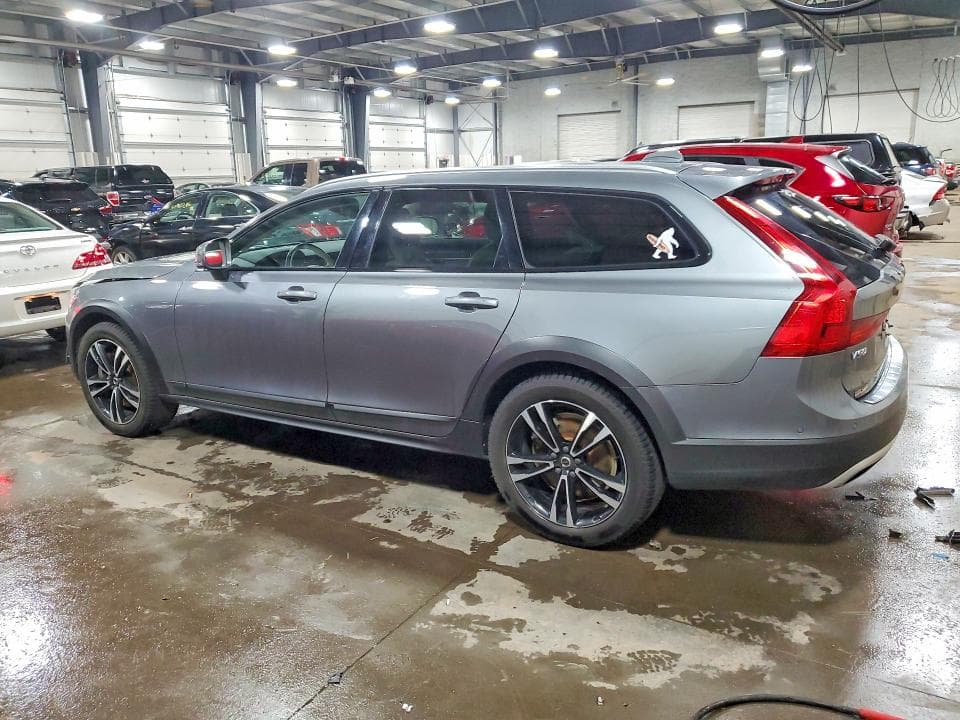 2019 VOLVO V90 CROSS COUNTRY T5 MOMENTUM T5 MOMENTUM 2