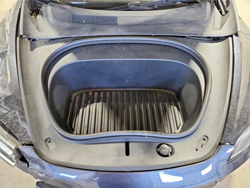2025 TESLA MODEL 3 11