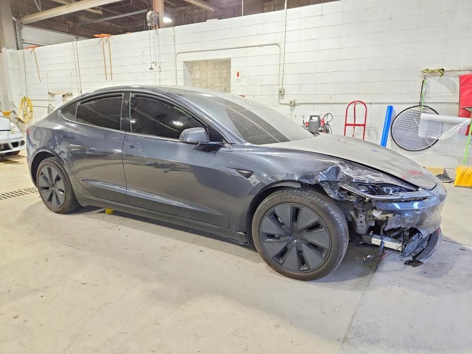 2025 TESLA MODEL 3 4