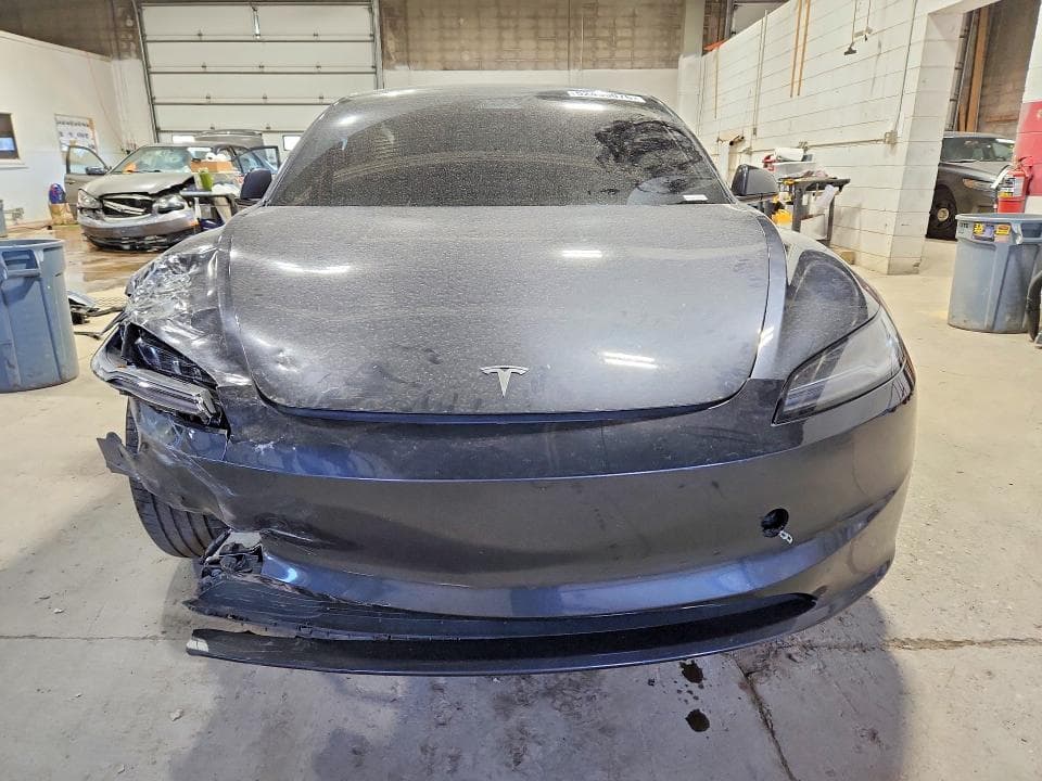 2025 TESLA MODEL 3 5