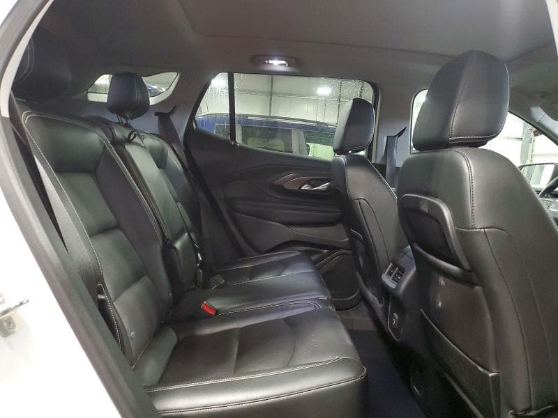 2022 GMC TERRAIN SLT 11