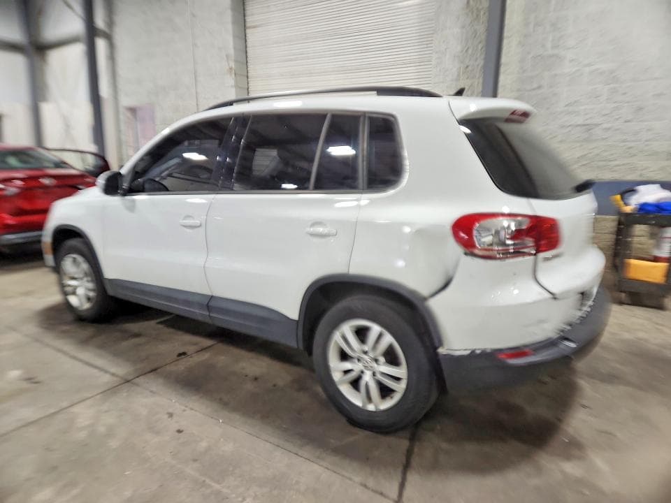 2017 VOLKSWAGEN TIGUAN S 2