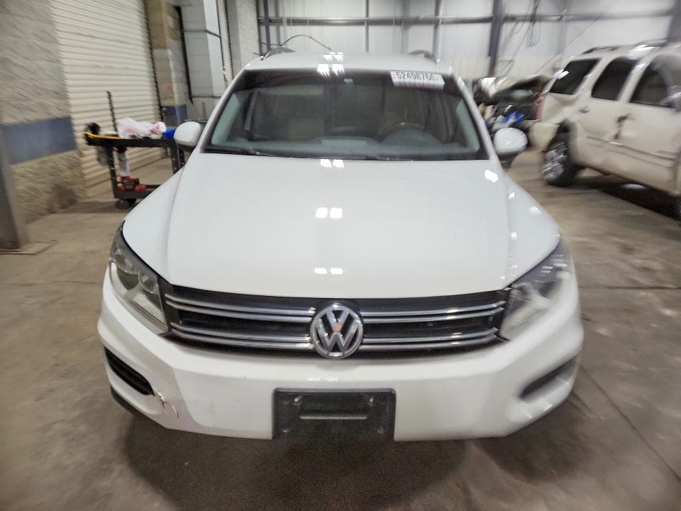 2017 VOLKSWAGEN TIGUAN S 5