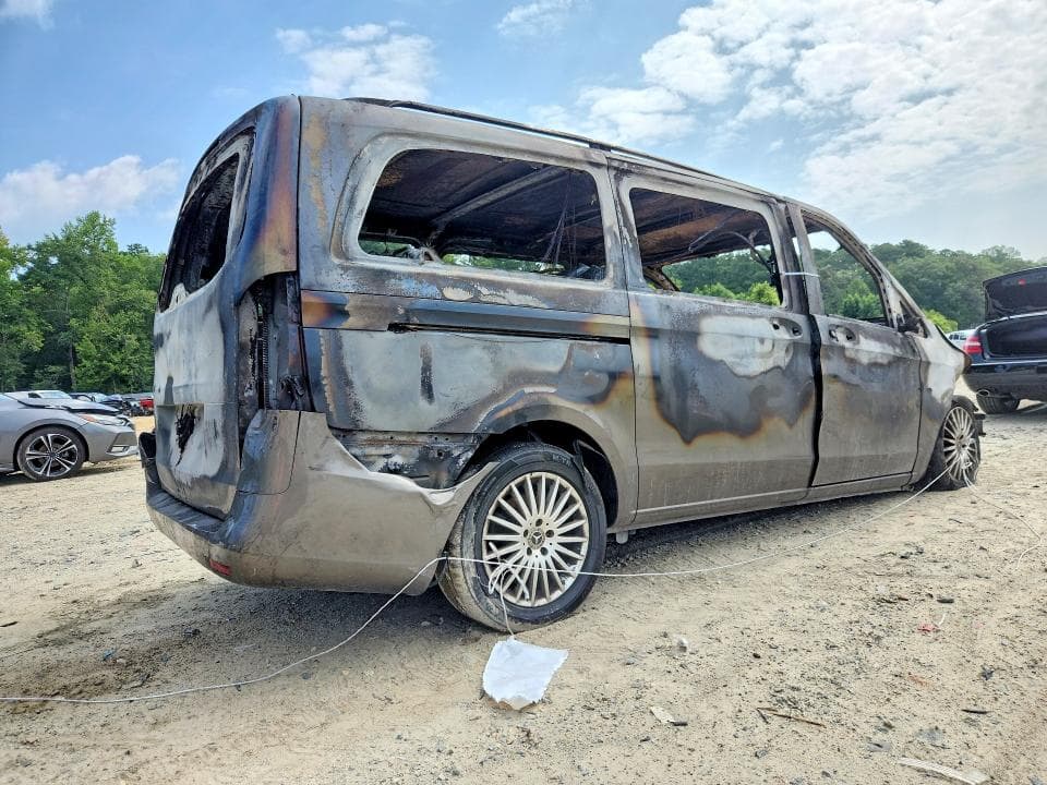 2019 MERCEDES-BENZ METRIS 3