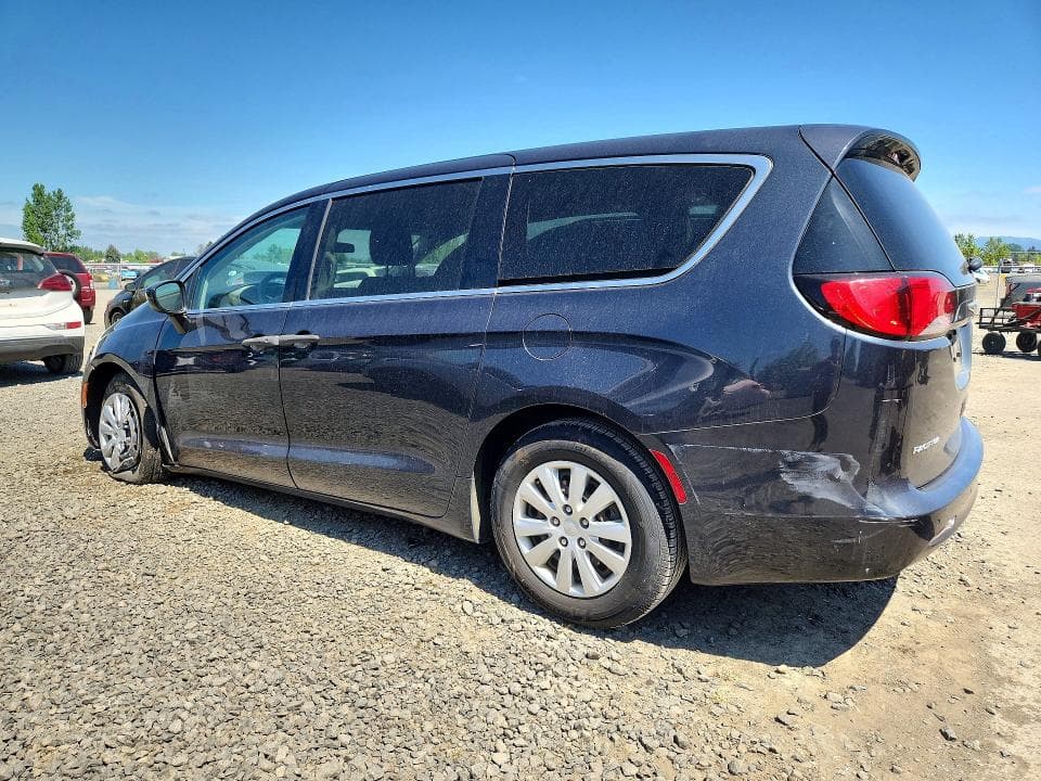 2019 CHRYSLER PACIFICA L L 2