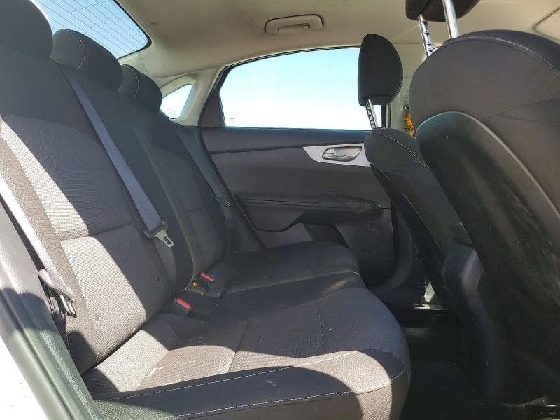 2023 KIA FORTE LX LX 10